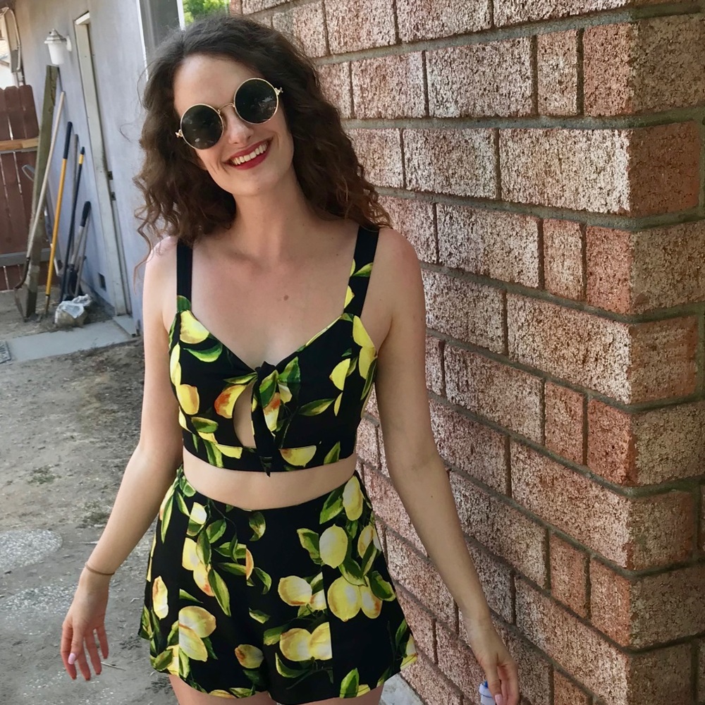 Meet your Posher, Melissa